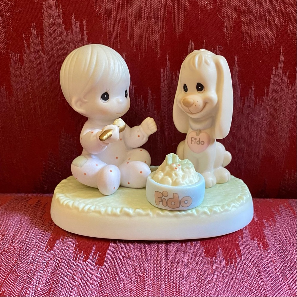 Precious Moments “Sharing Our Christmas Together” EUC
